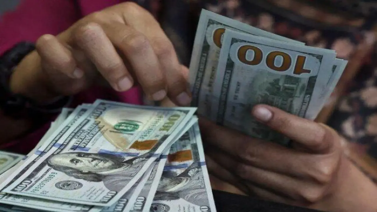 تراجع سعر الدولار مقابل الجنيه في البنوك وشركات الصرافة يوم 11-3-2026